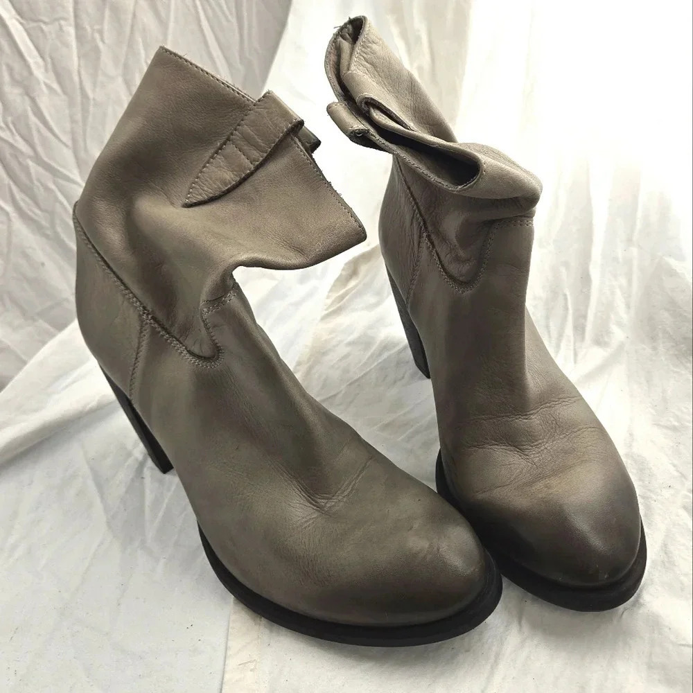 Cordani Provo Distressed Boots - Picture 8 of 14
